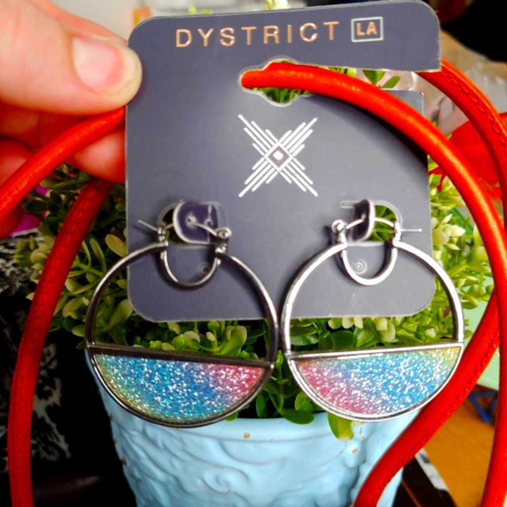 NEW Dystrict LA | rainbow ombre pretty sparkle glitter round chandelier earrings